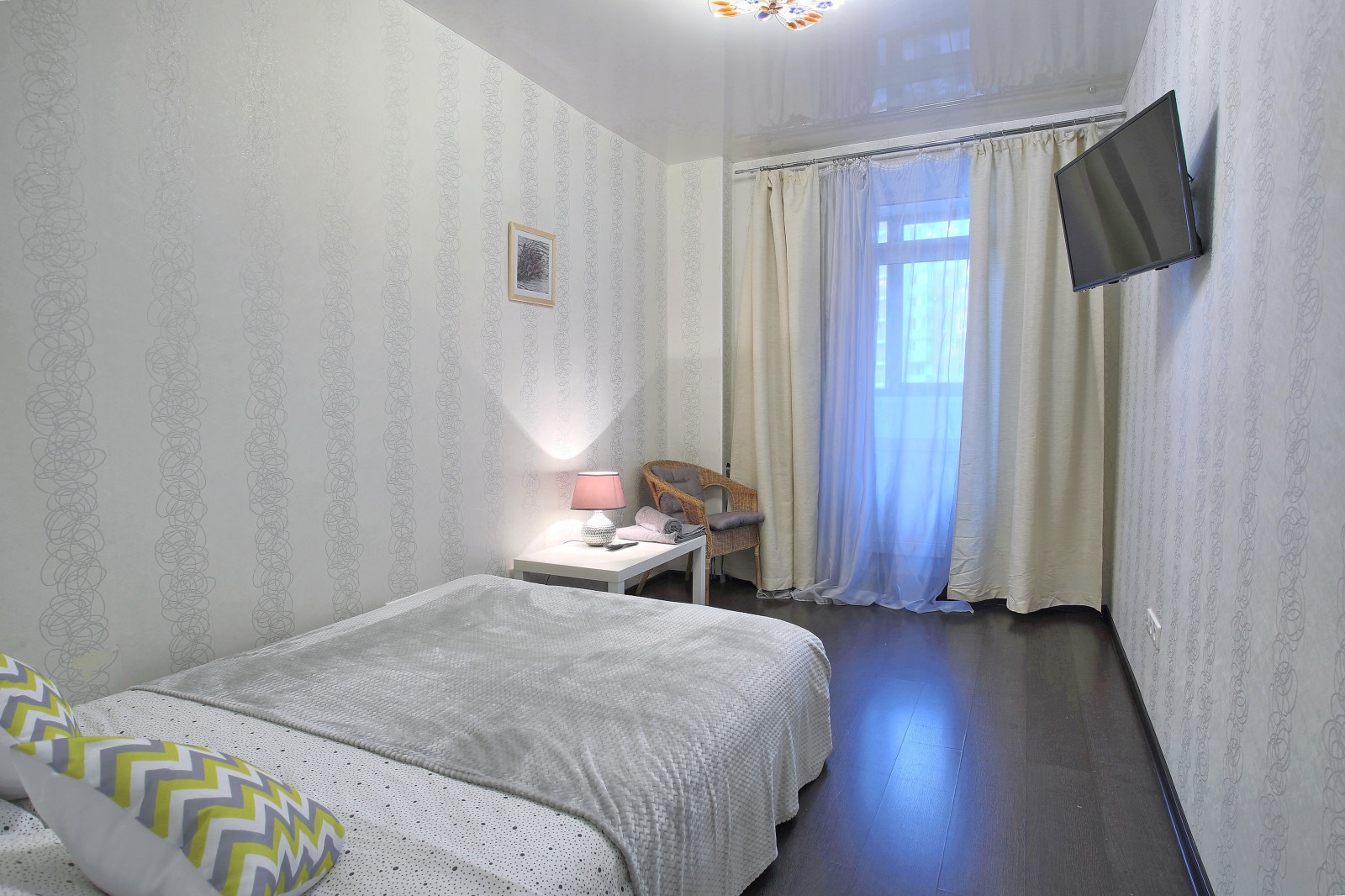 Квартира на Коломяжском