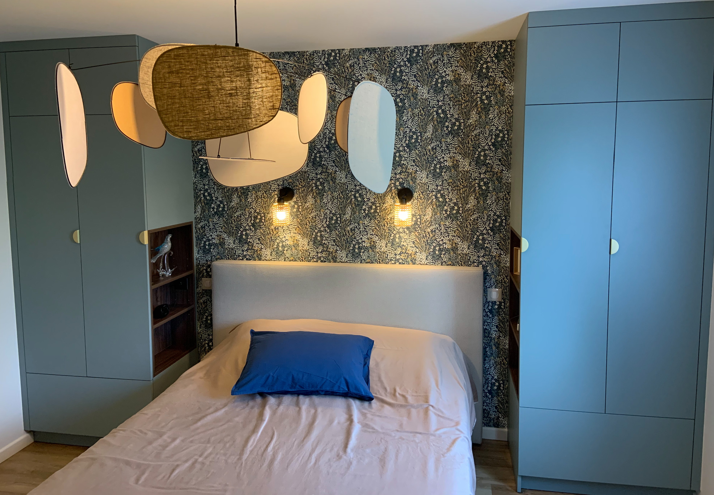 Rénovation et agencement sur mesure chambre-Coaching déco/Etude d'aménagement