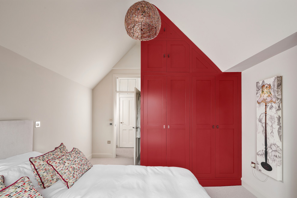 Design ideas for an eclectic storage and wardrobe in West Midlands.