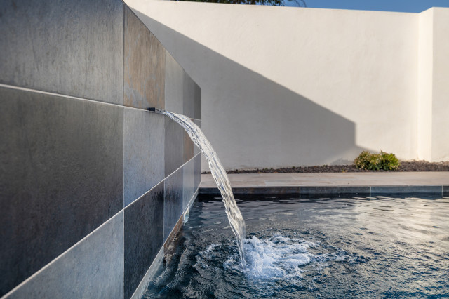 Piscina Proyecto R&iacute;o contemporary-pool