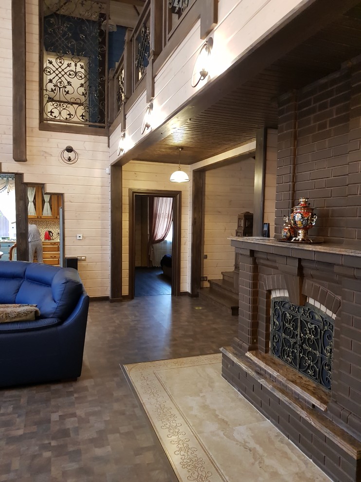 проект дома из клееного бруса, гостиная, лестница и баллюстрада, второй свет