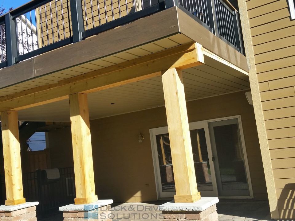 Example of a large backyard deck design