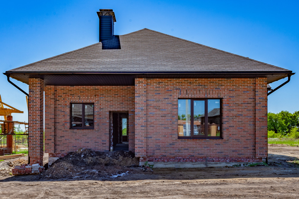 Фасады домов в поселке " Дубровка"