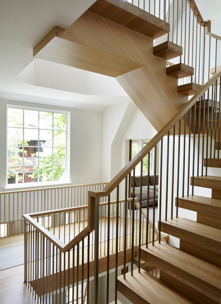 Design ideas for a mid-sized contemporary staircase in Chicago.
