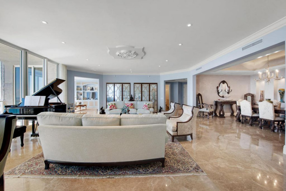 Home design - transitional home design idea in Miami