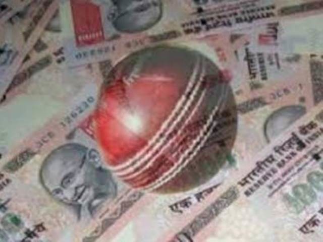 Example of a large 1960s home design design in Las Vegas