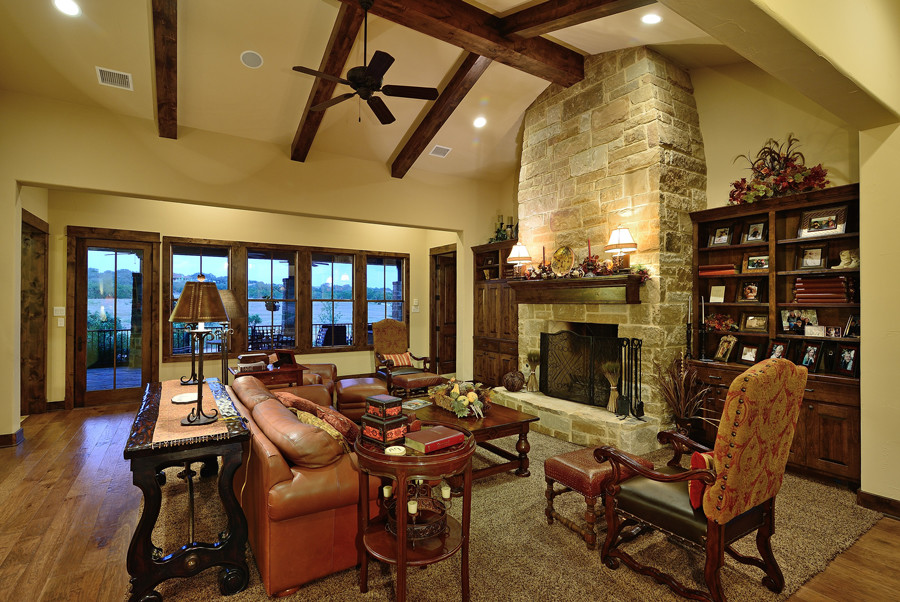 Mountain style living room photo in Austin