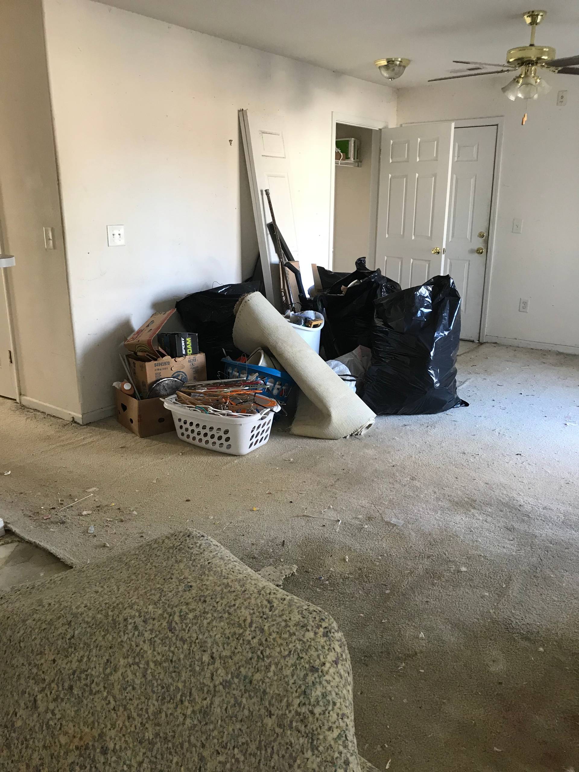 Foreclosure condo