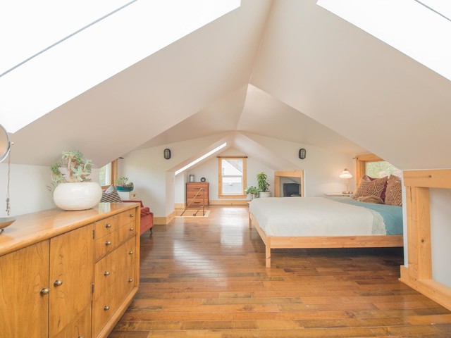 Foss Ave loft conversion rustic-bedroom