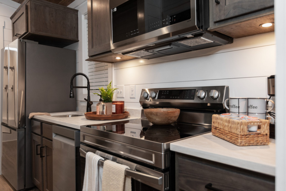 Tiny Home - Clayton Park Models - The Kinlock