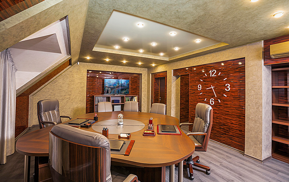 ОФИС в КАЛИНИНГРАДЕ. Дизайнер Максим Панков