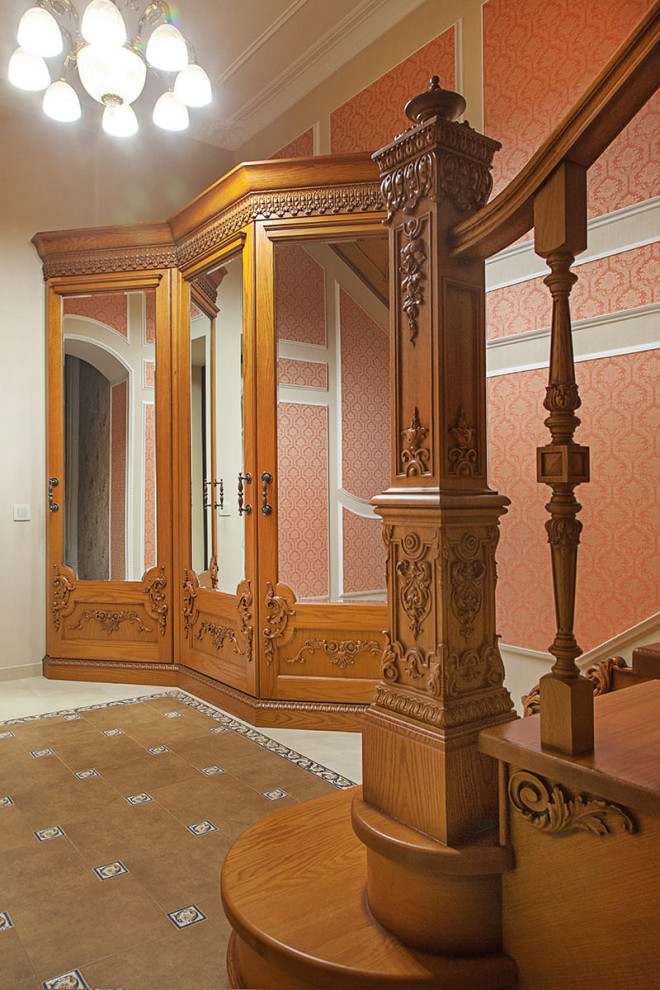 Торжественная лестница