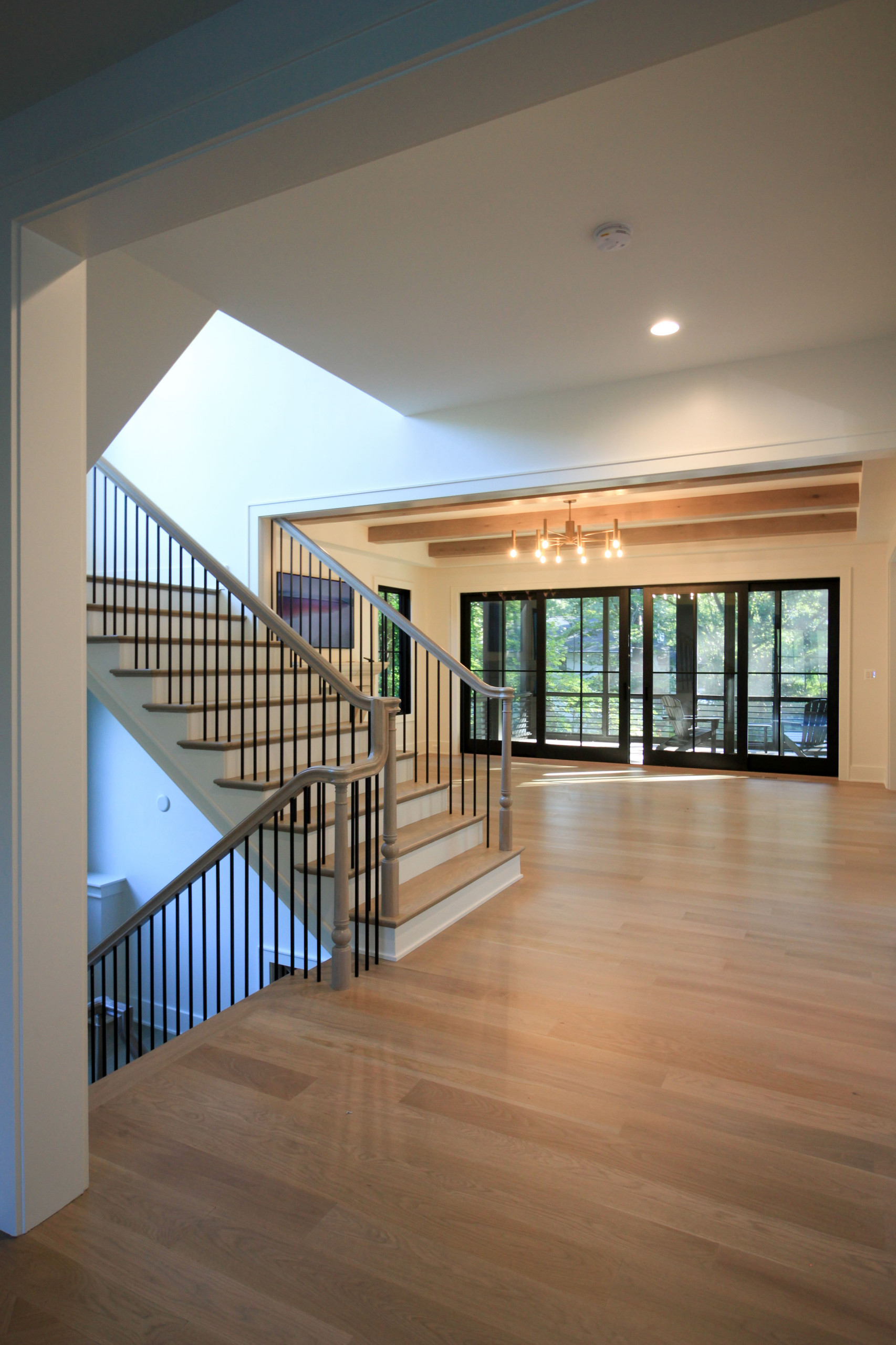 93_Captivating Light Wood Railing System with Black Spindles, Arlington VA 22207