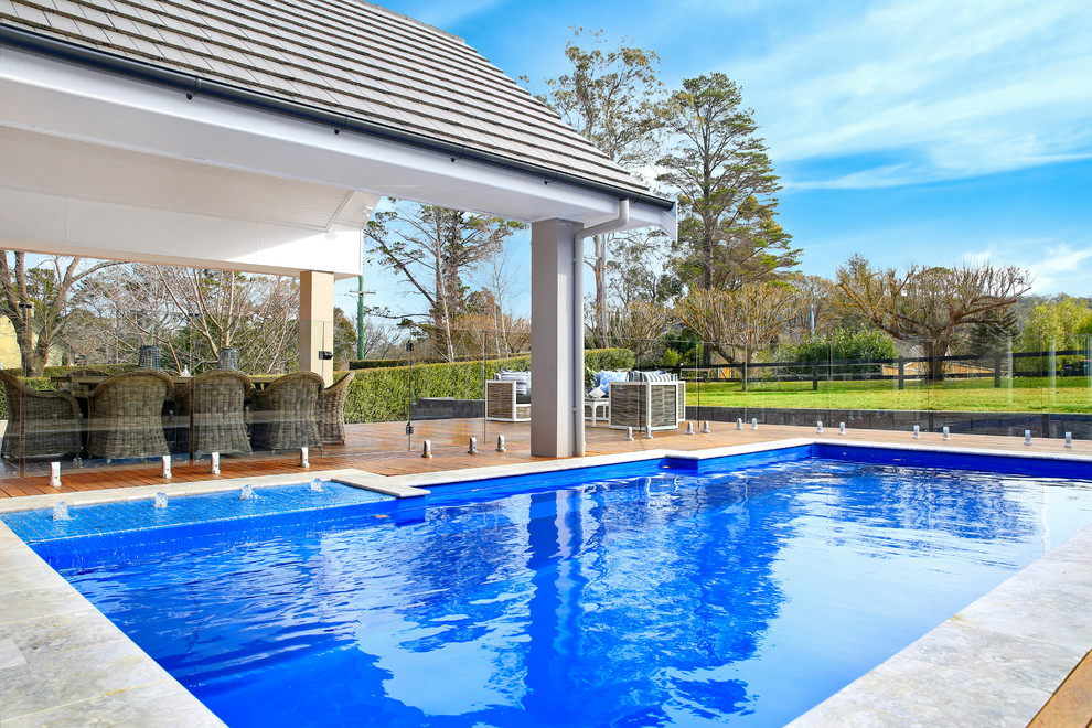 Contemporary pool in Sydney.