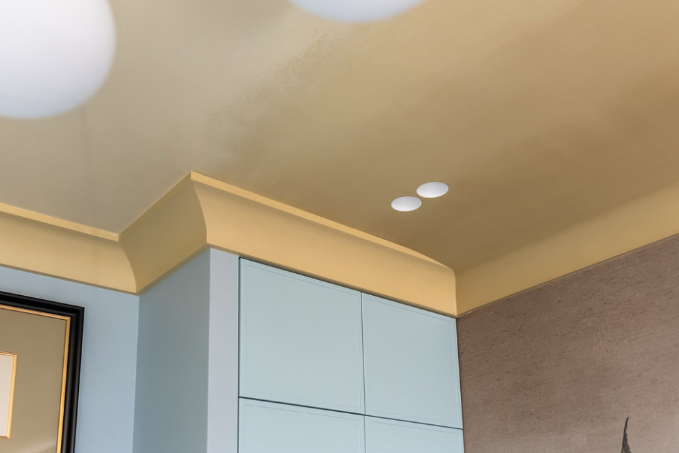 Спальня с ласточками