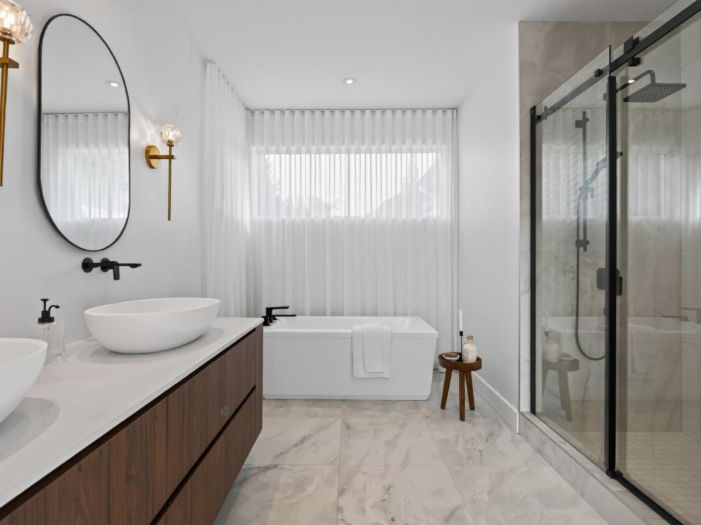 2376 bathroom