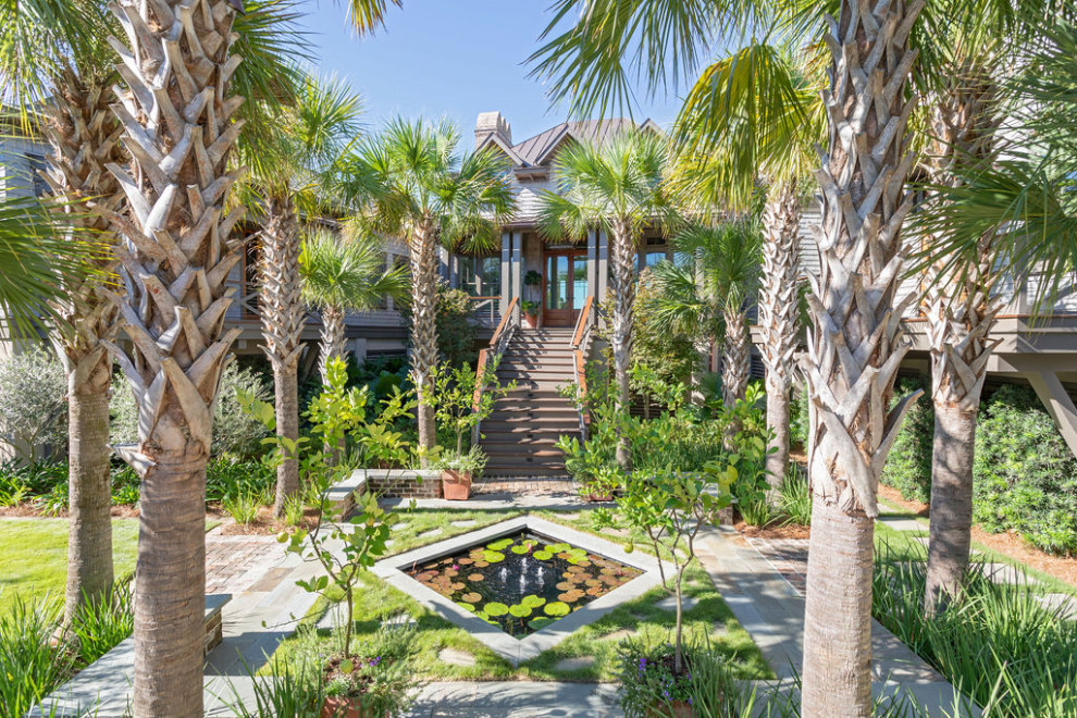 Geräumiger Garten in Charleston