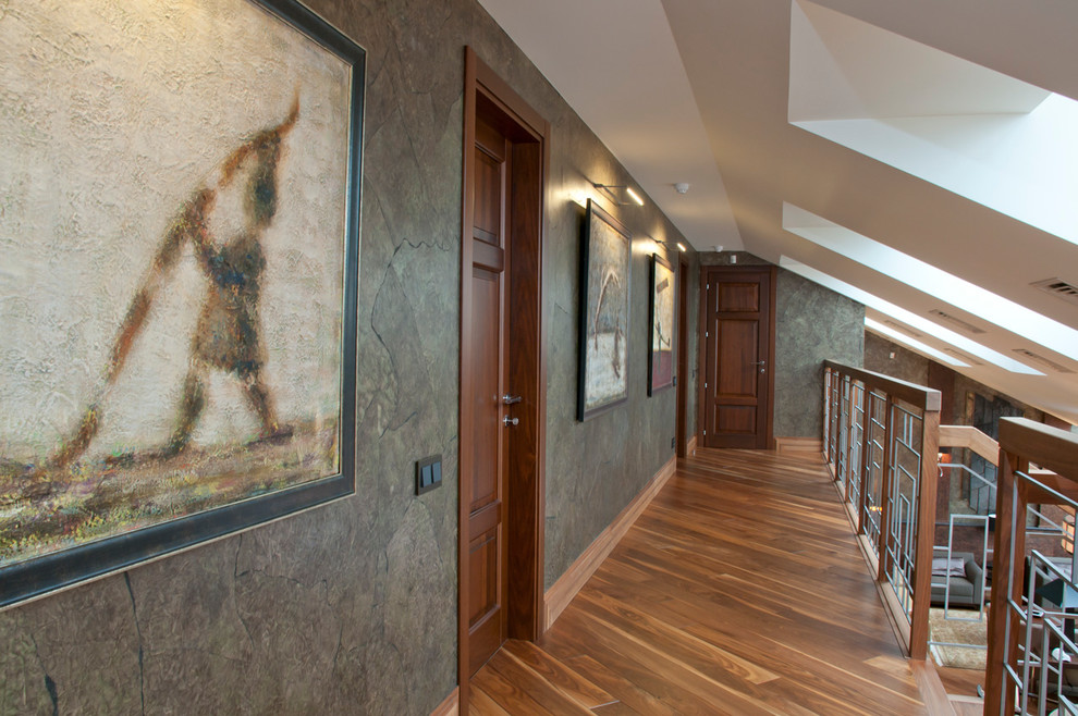 СКРОМНОЕ ОБАЯНИЕ БУРЖУАЗИИ......