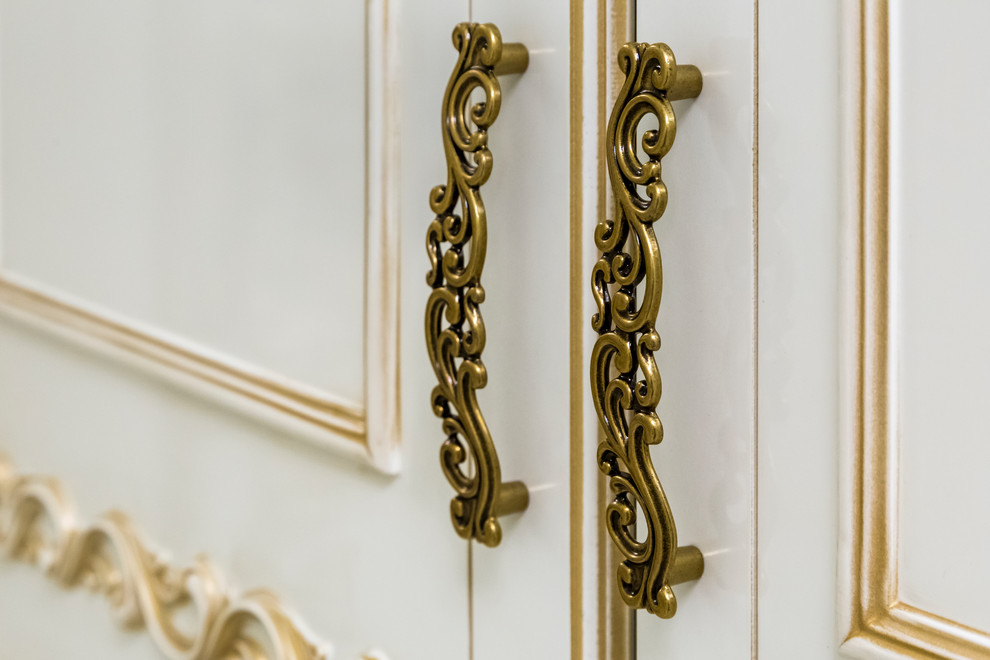 Прихожая в классическом стиле.