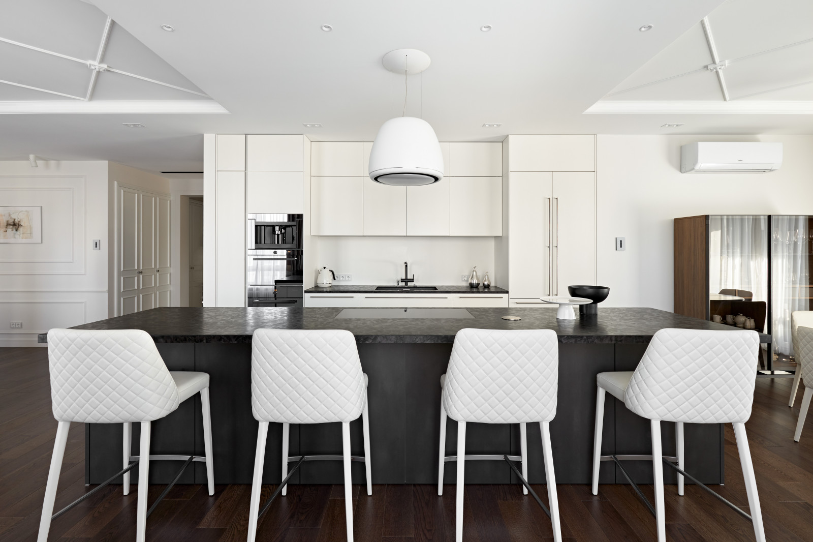 Идеальный баланс классического и современного стиля