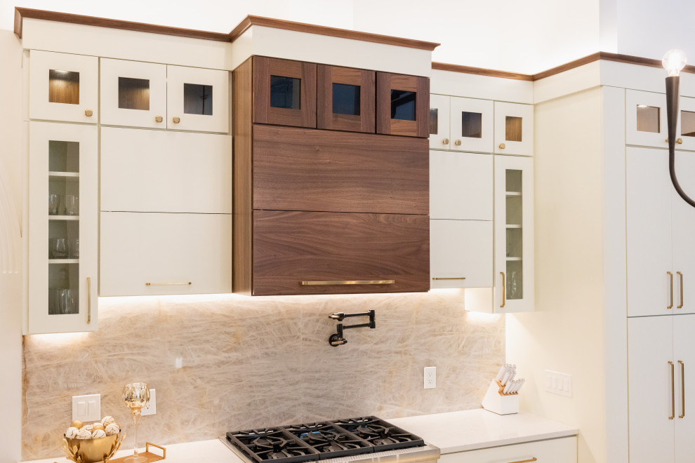 Pine Project: A Fusion of Warmth and Elegance