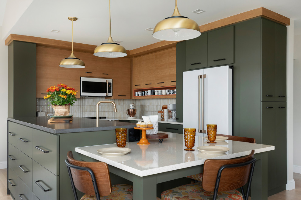 Inspiration for a contemporary kitchen remodel in Minneapolis