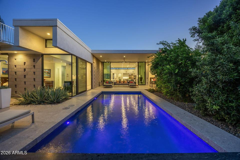 Paradise Valley, AZ 4 Bedroom, 3.5 Bath