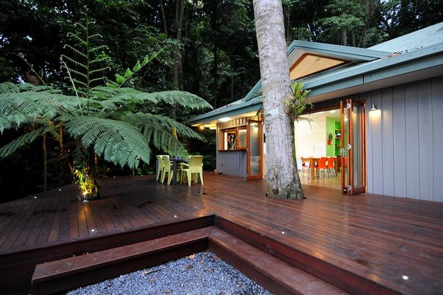 Rainforest Road Renovation contemporary-deck