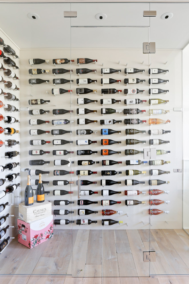 Example of a transitional wine cellar design in Nashville
