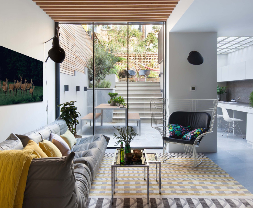 Inspiration for a contemporary home design remodel in London