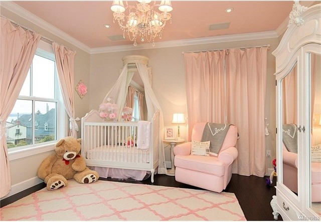 Custom Home-Magnolia