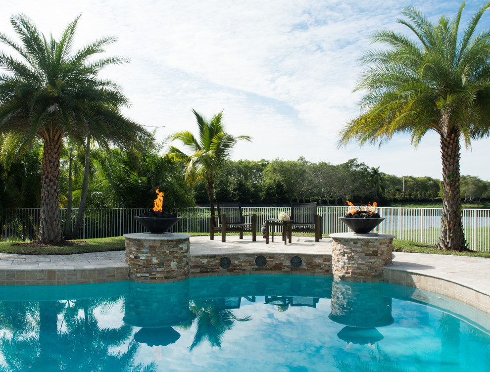 Example of a transitional pool design in Miami