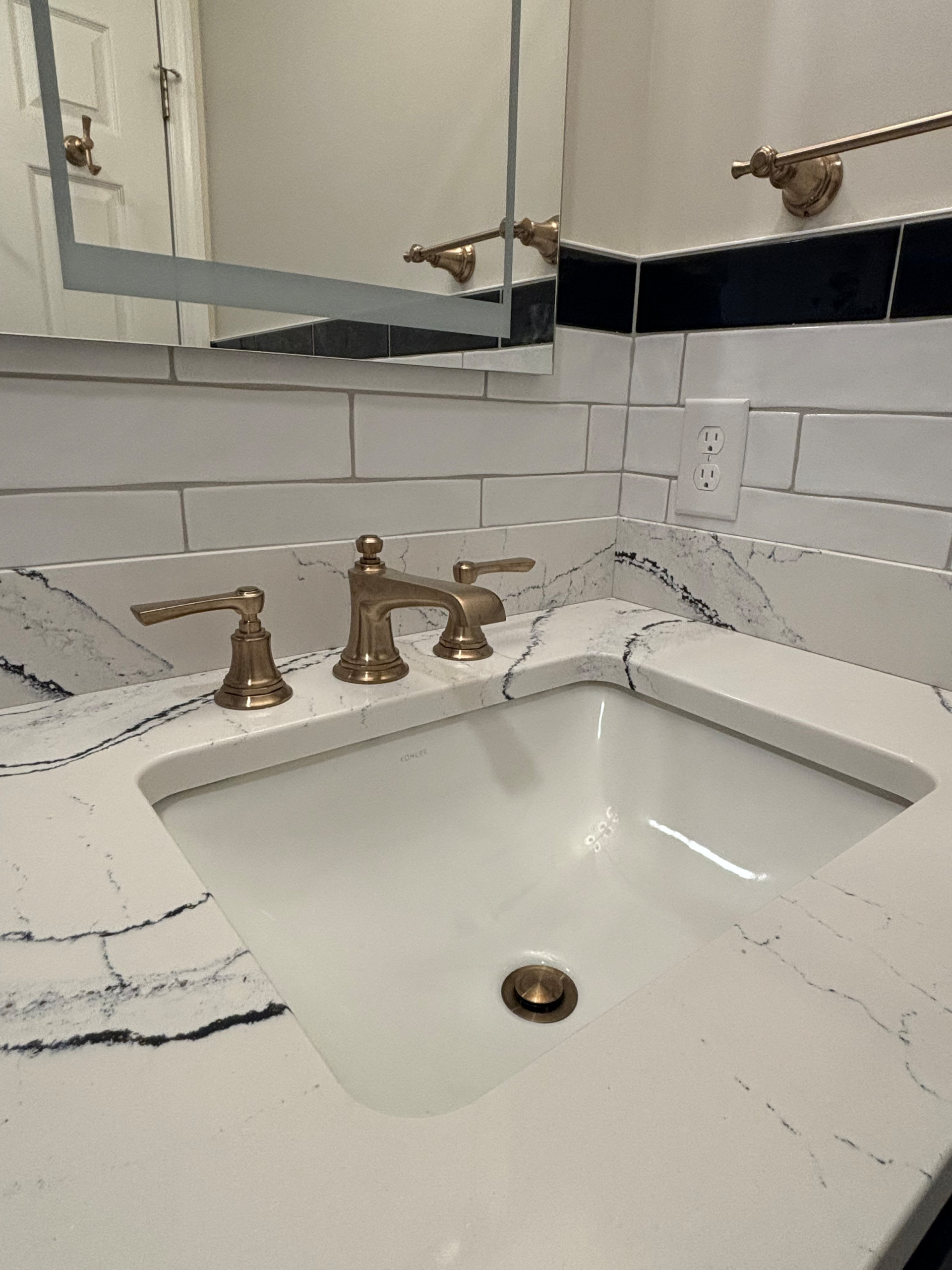 Guest Bathroom in Navy