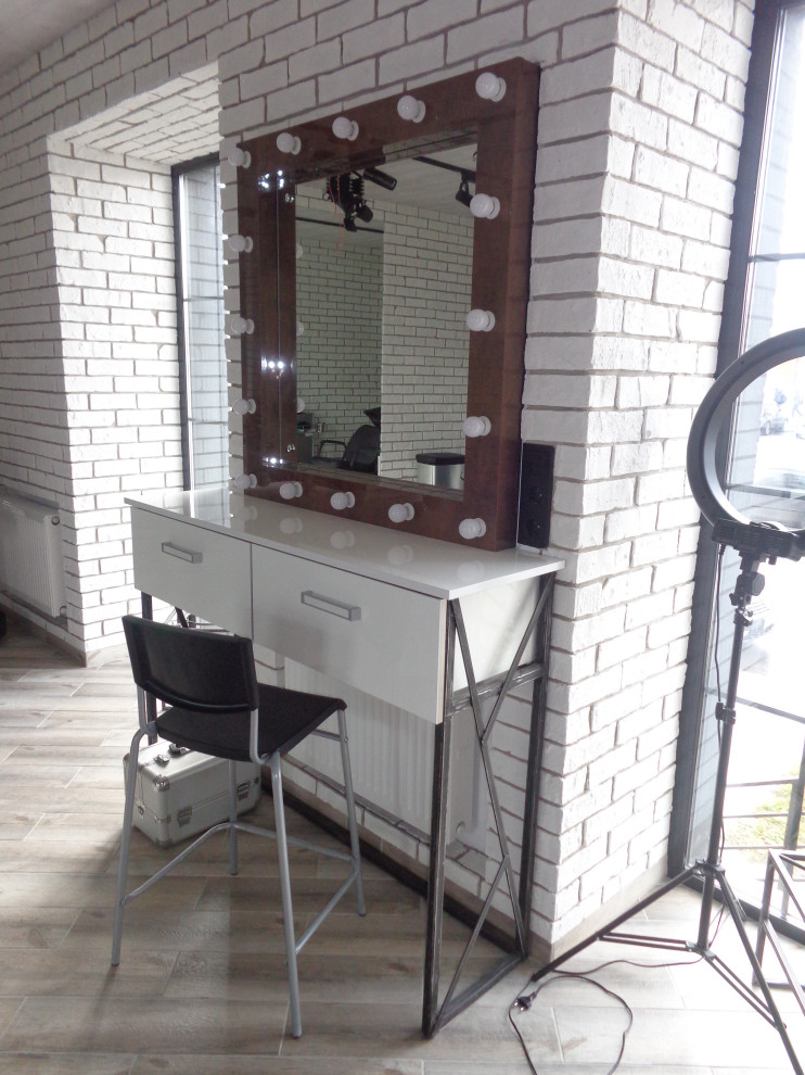 Мебель для спальных комнат  с подборкой к готовому интерьеру