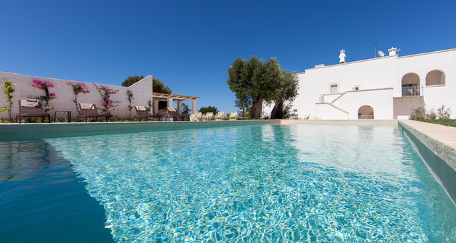 Masseria Pepenofio mediterranean-pools-and-hot-tubs