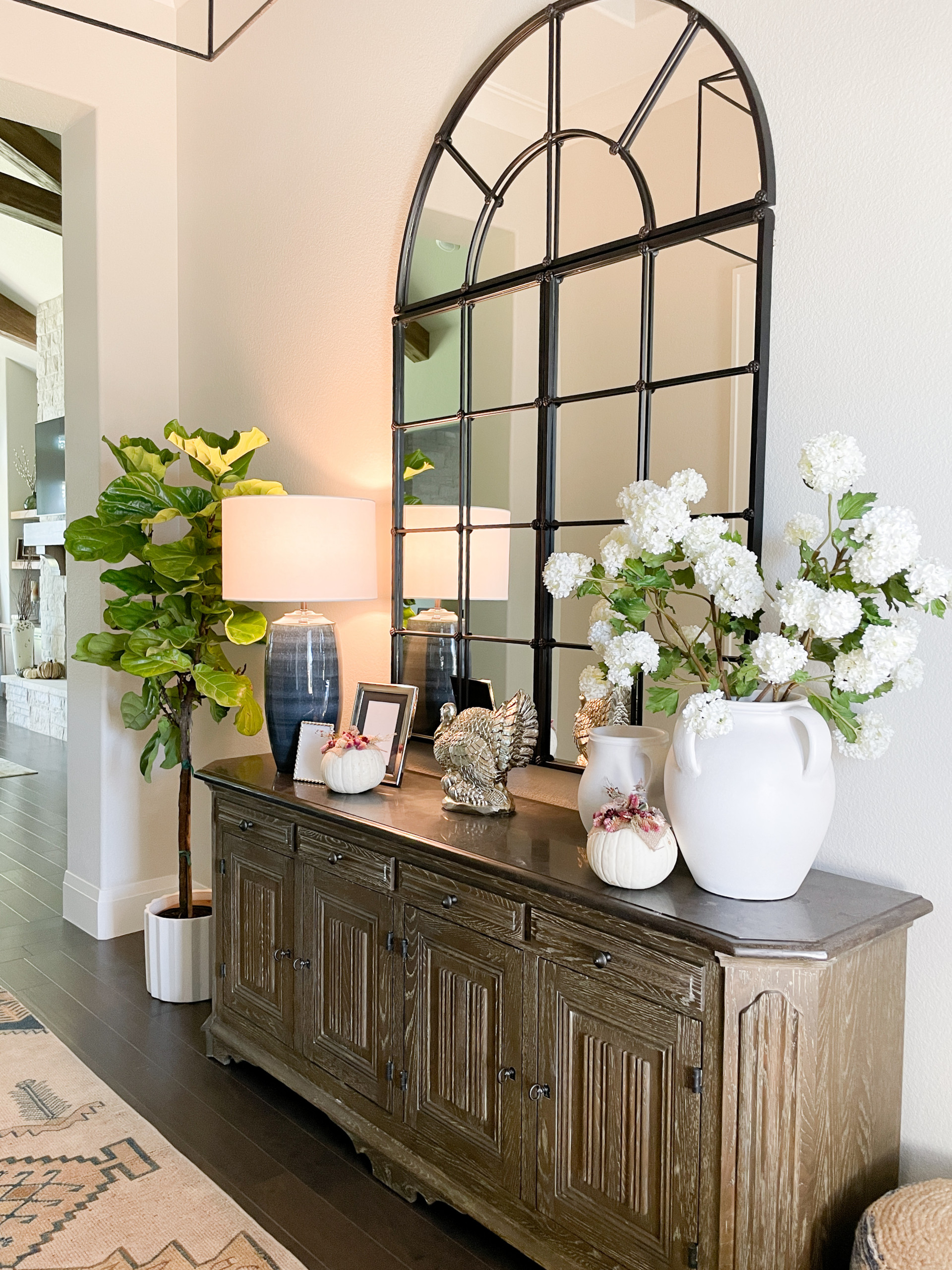 Lively Entryway