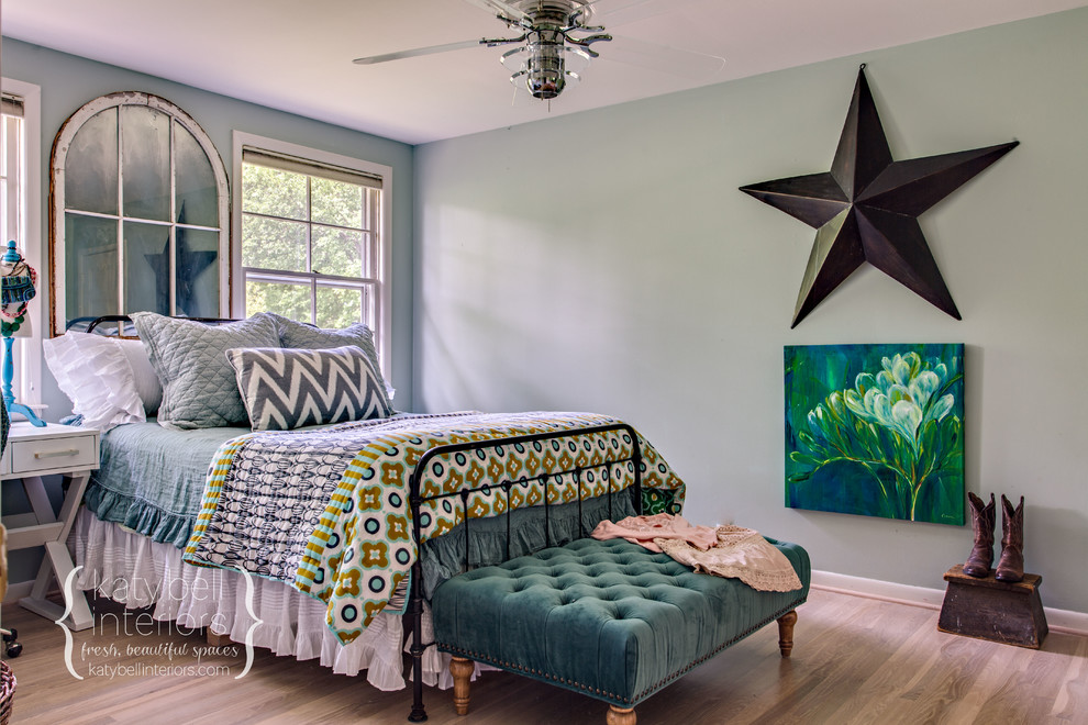 Bohemian Teen Bedroom - Kids' room - kids' room idea in Nashville
