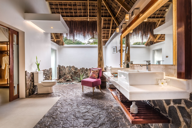 Atmosphere resorts tropical-bathroom