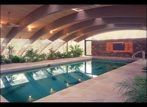 Design ideas for a contemporary pool in Phoenix.