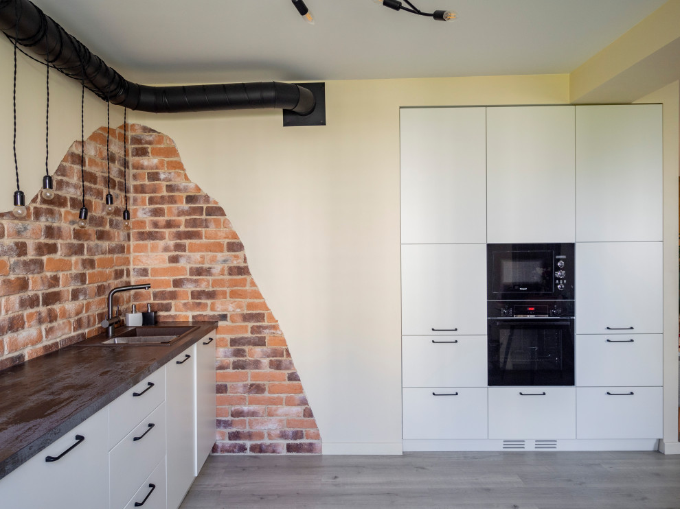 Кухня в стиле неоклассика без верхних модулей