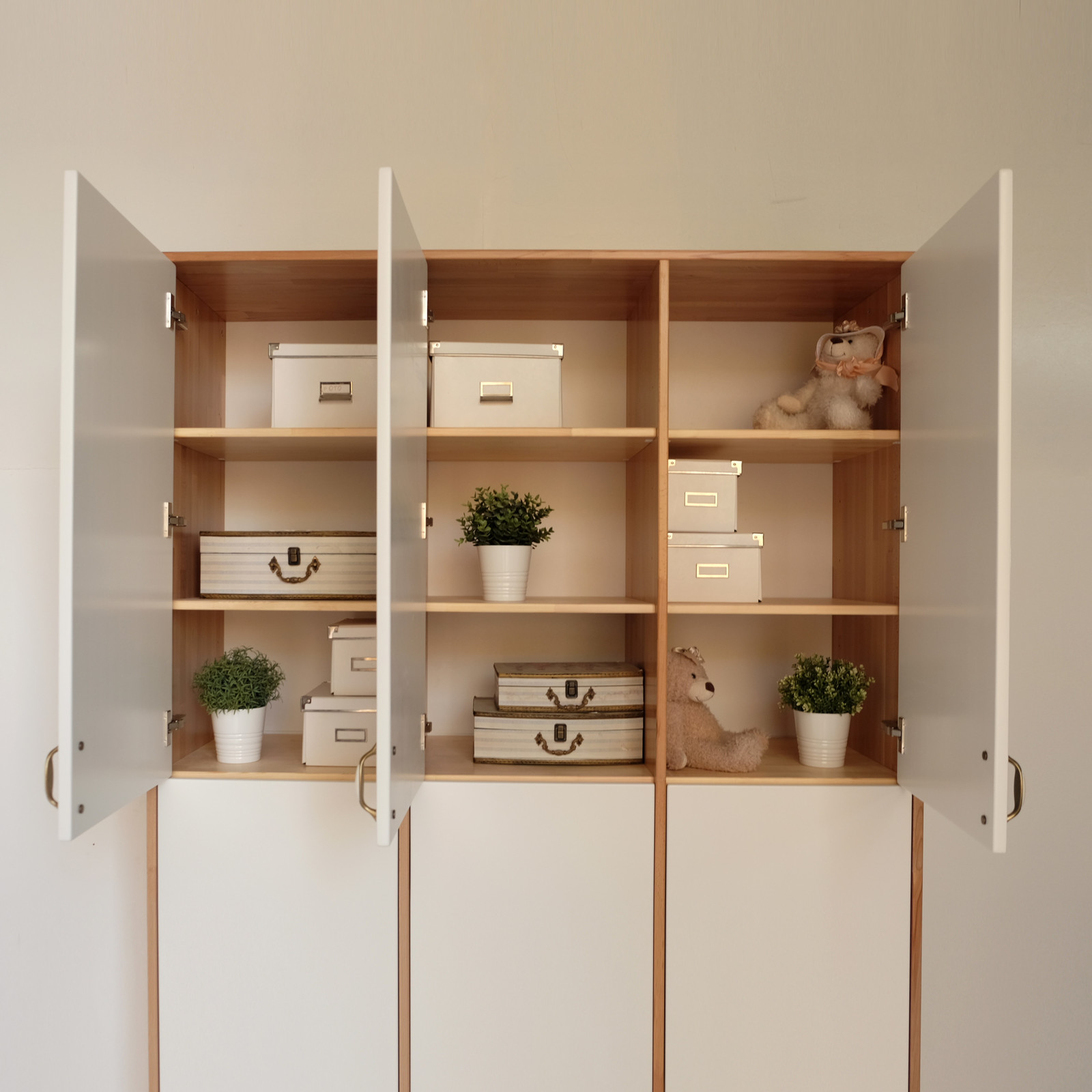 Шкафы для спальни, прихожей, гардеробной