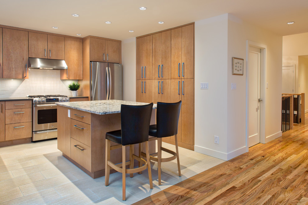 Photo of a transitional kitchen in Vancouver.