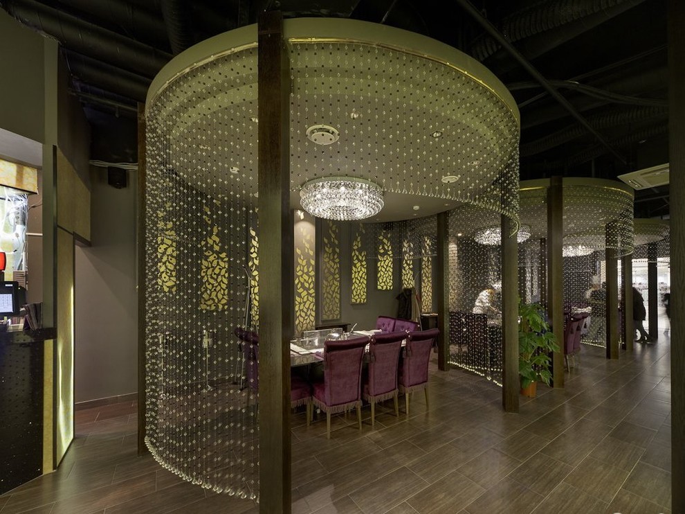 Ресторан. Хрустальные шторы