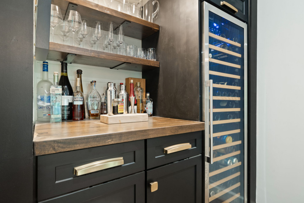 1950 River Way Drive