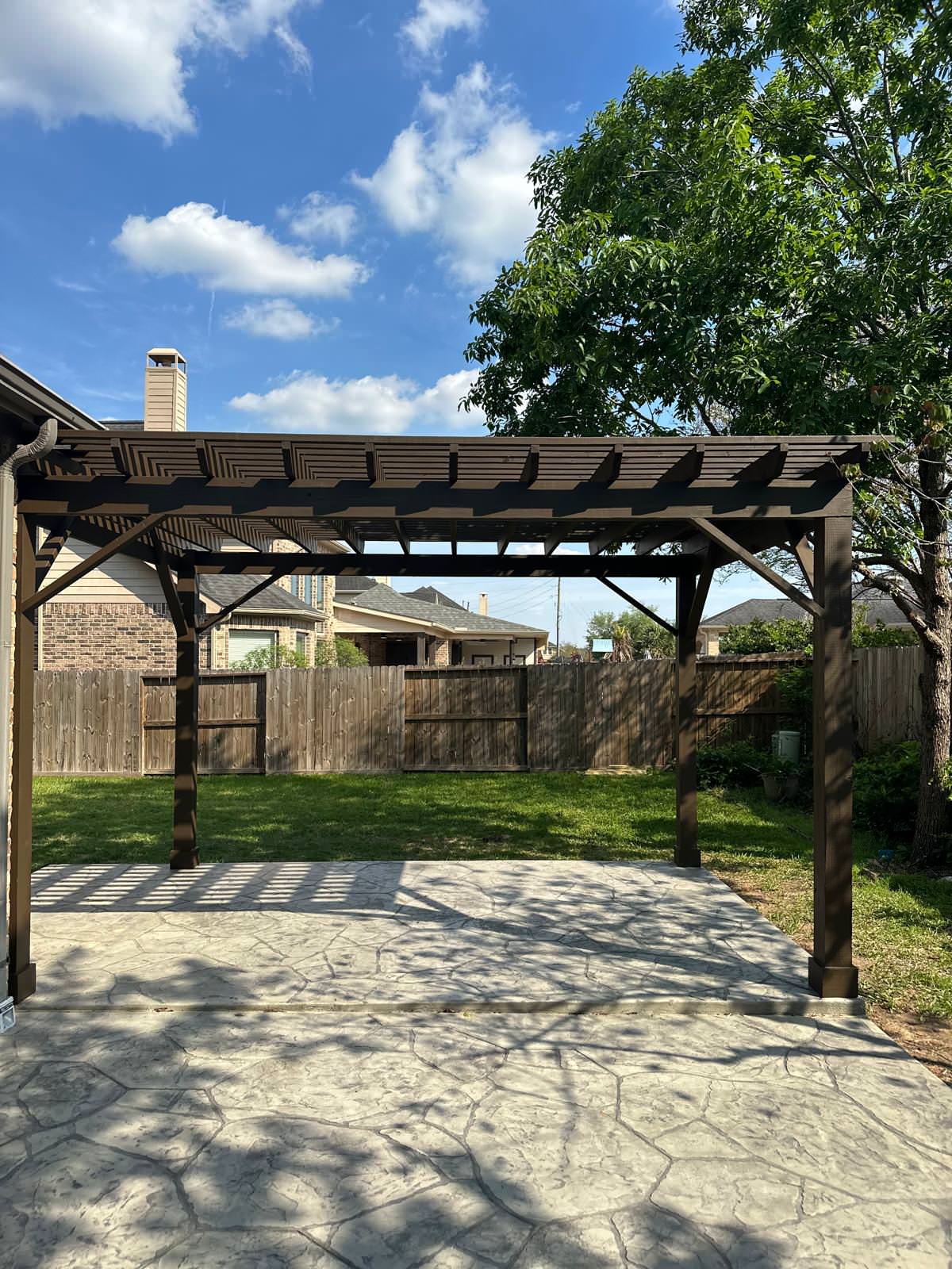 Pergola and patio extension in Firethorne