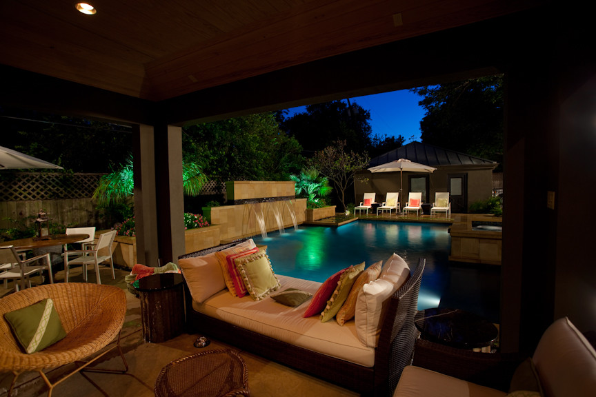 Inspiration for a contemporary pool in Austin.