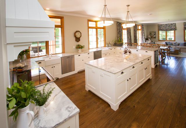 B Kitchen traditional-kitchen