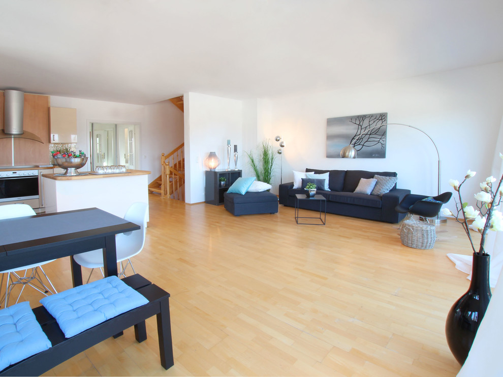 Modernes Wohnzimmer in München