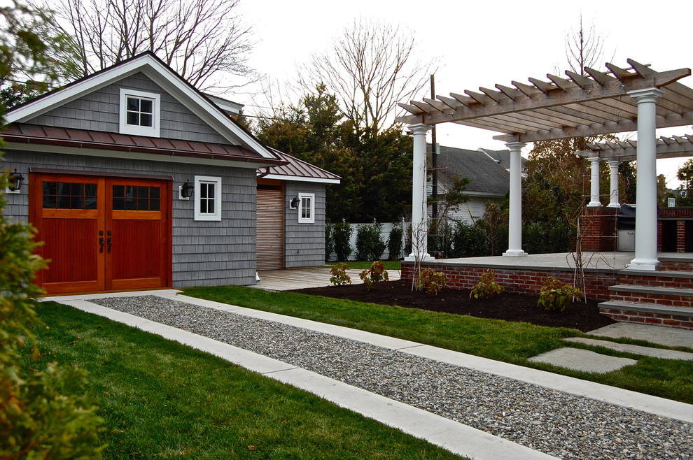 Traditional detached shed and granny flat in New York.