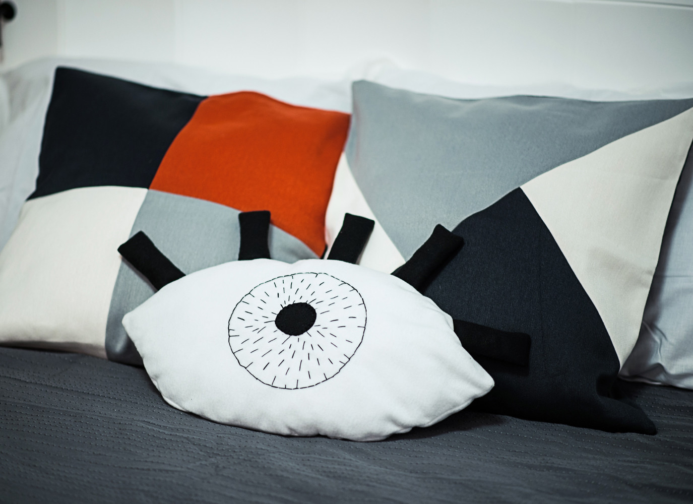 Яркий интерьер на 44 метрах